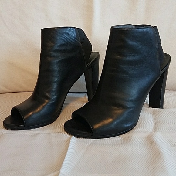stuart weitzman peep toe booties